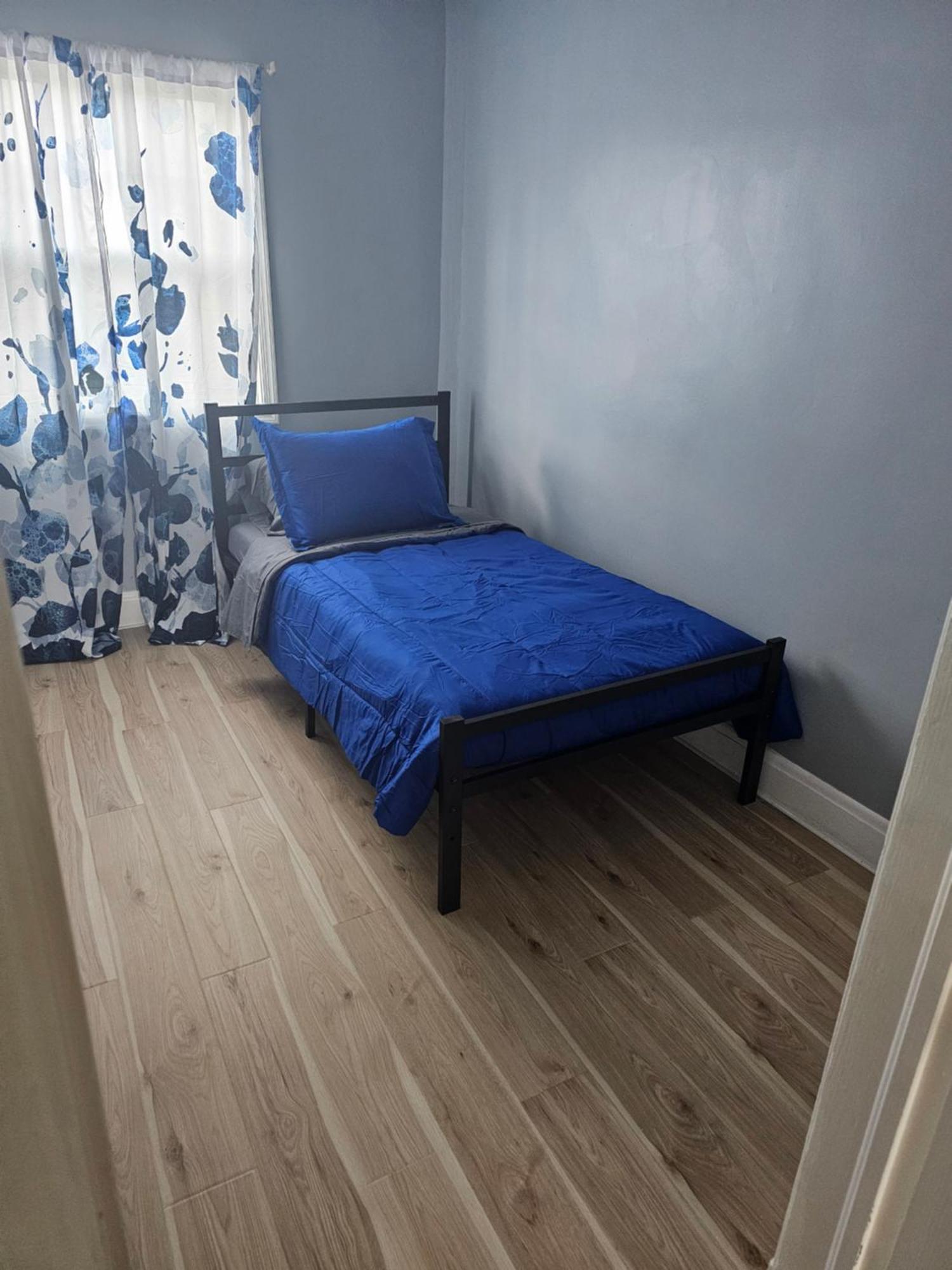 Small Cozy Room, Shared Bathroom Baltimora Esterno foto